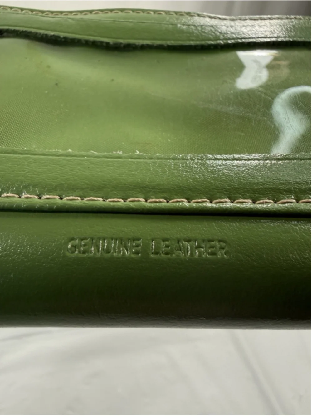 Buxton Green Leather Card Holder Wallet 3 id windows credit card and zip pocket